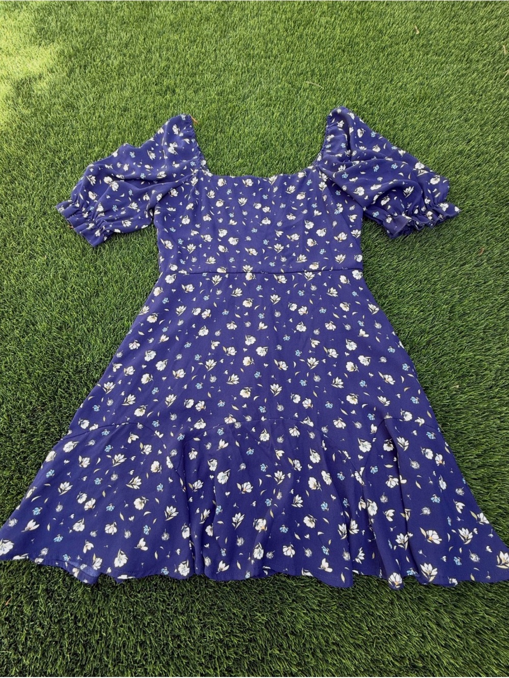 Trixxi Women’s Navy Blue Floral Puff-Sleeve Dress